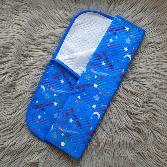 Blue Star Sleeping Bag Exact on Grey Fur